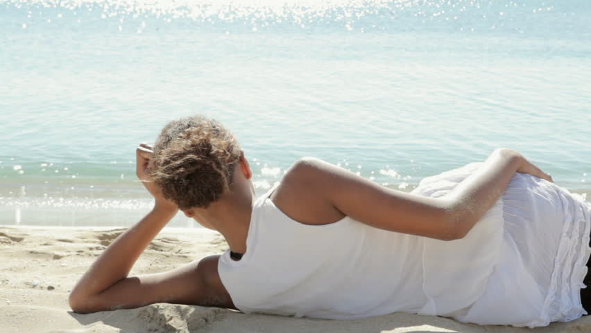 young single teens porn girls laying down by the sea