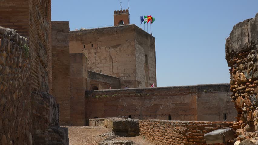 GRANADA, SPAIN - JUNE,10, 2014: Tourists Strolling In Ancient Muslim ...